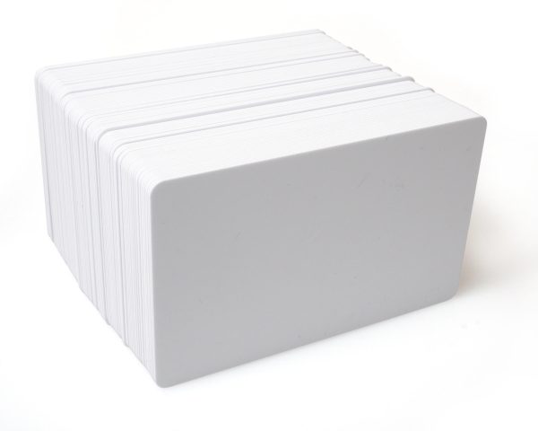 Dyestar Blank White Plastic Cards (Pack of 100)
